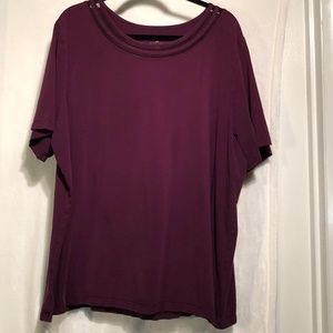 Very well made Top with amazing mesh neckl…